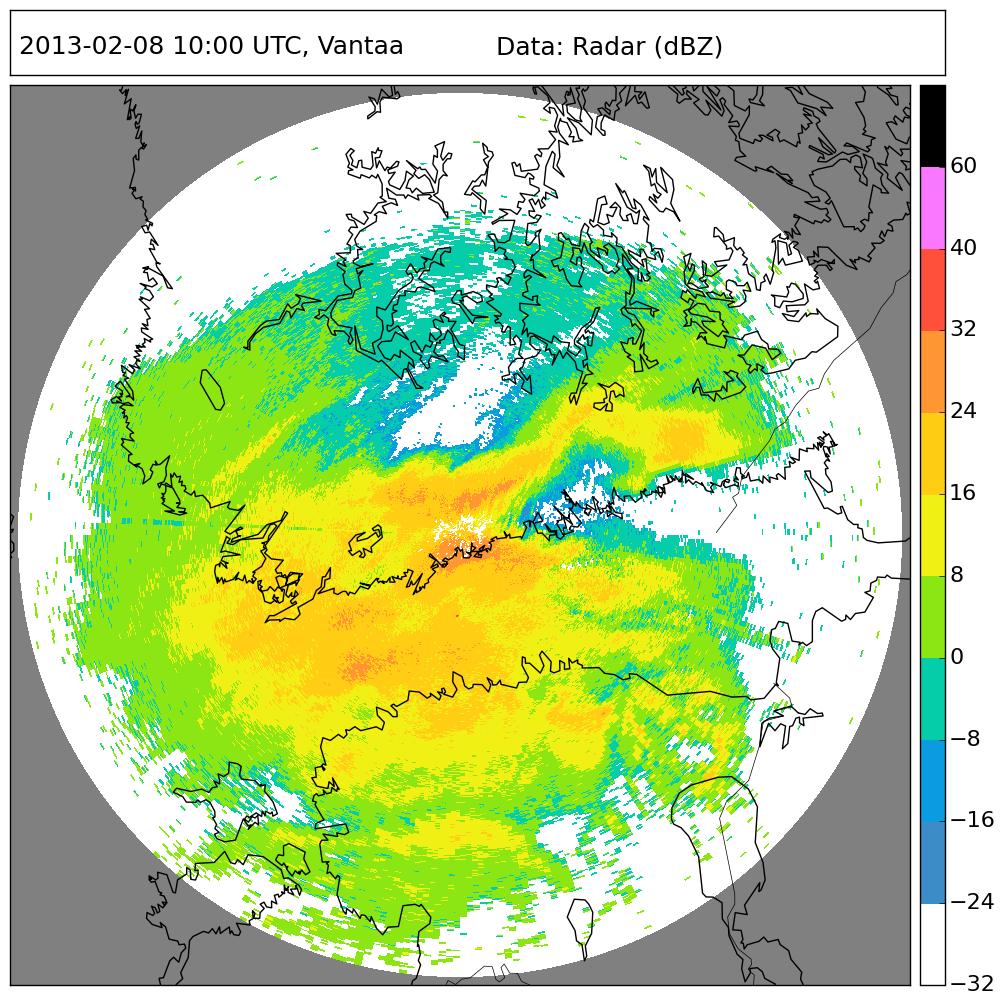 (a) Korppoo (b) Vantaa Kuva 4: Korppoon ja Vantaan tutkien alimman korkeuskulman tutkakaikukentät dbz-yksiköissä 8.2.2013 klo 10.00 UTC. Ks. teksti. kitusta.