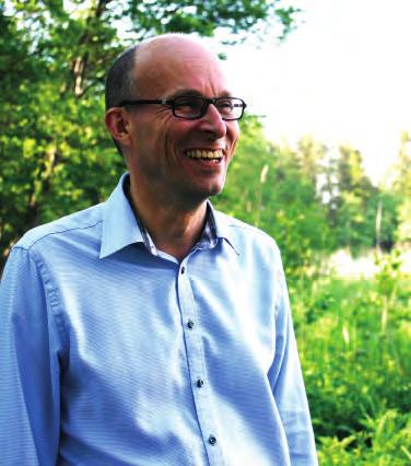 Onnistumme yhdessä! Tarjoamme maatila- ja maaseutuyrittäjille palveluja niin toiminnan kehittämiseen kuin arjen pyörittämiseen. Edistämme maaseudun kestävää kehitystä ja hyvinvointia.