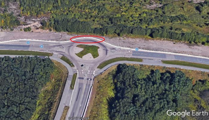10 Schenker Oy - Käännyttäessä Schenker Oy:n terminaalilta Tikkurilantielle (useita mainintoja) - Tikkurilantie - Caravellentie -kiertoliittymä Vantaalta länteen lähdettäessä (useita mainintoja) -