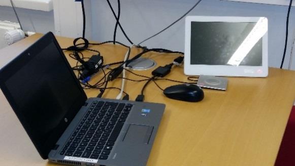 Elektronisia laitteita puhdistettaessa tulee huolehtia, että siivouksen työskentelypisteiden ja työntekijöiden tulee olla maadoitettuja, jolloin staattisen sähkön purkauksista aiheutuvat riskit