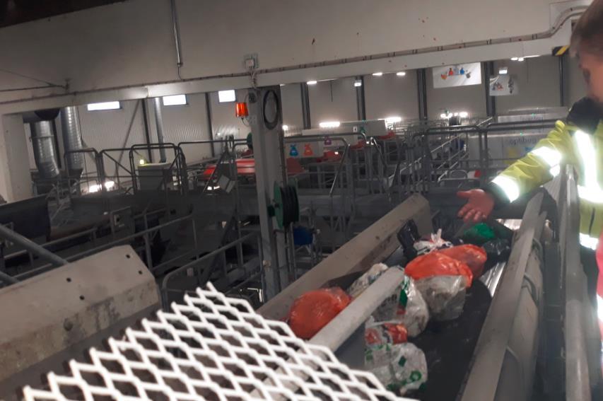 Kiertotalouden kannalta on tärkeää, että hyönteisten käyttöä edistetään myös mm. jätteiden käsittelyssä ja energian tuotannossa.
