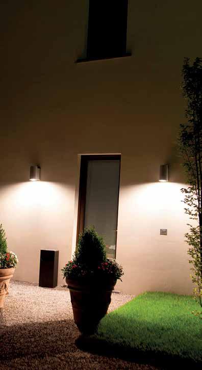 Scope LED seinä Scope LED on ulko- ja sisäkäyttöön suunniteltu LED-seinävalaisin.