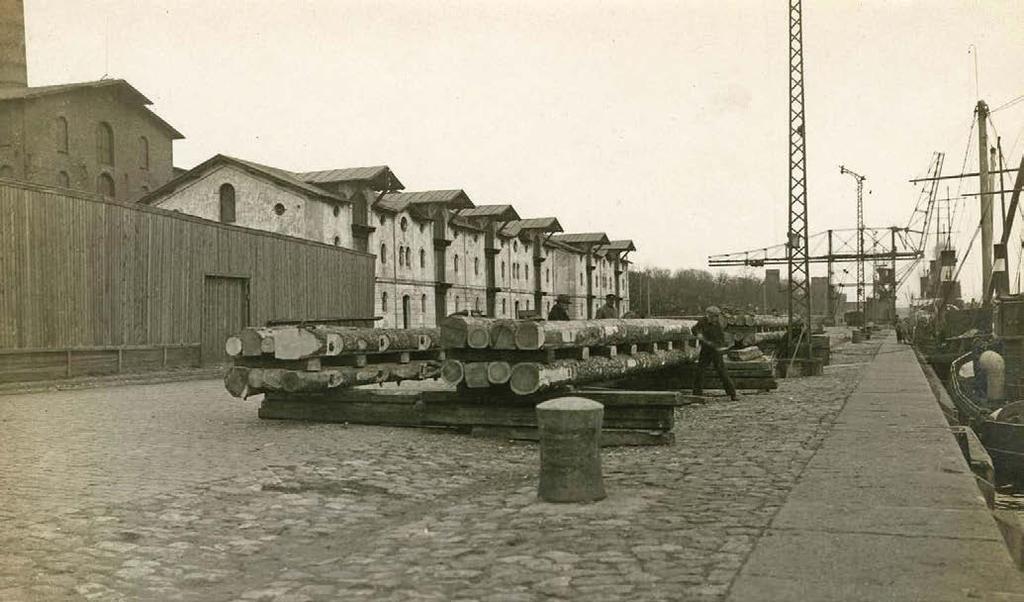 Foto: meremuuseum Palgid ootavad Tallinna sadamas lossimist. 1925. aasta valuutalank Valuutalanke on Eestis eraldatud 1920ndatel ja 1990ndatel aastatel.