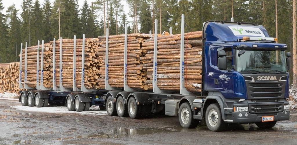 Veljekset Hannonen 5+5 akselinen reilu 25-metrinen 84- toninen on ollut polttoainetalouden puolesta paras siirtoauto raakapuulle kokeiluissa Kevyt maantieauton alusta Voimalinjassa kevyet