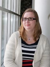 Sivu 13 / 35 2.9. Työntekijät, harjoittelijat ja opinnäytetöiden tekijät HUMAKOn toiminnanjohtajana toimi vuonna 2016 Marianna Rantanen (1. kuva).