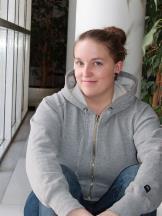 Heidi Saarinen Nurmijärven kampukselta suoritti HUMAKOssa järjestö- ja nuorisotyön perusopintoihin kuuluvan viiden opintopisteen laajuisen Hallintorakenteet, toimijat ja talous -kurssin.