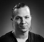 Ohjaaja Eatnanvuloš lottit Maan sisällä
