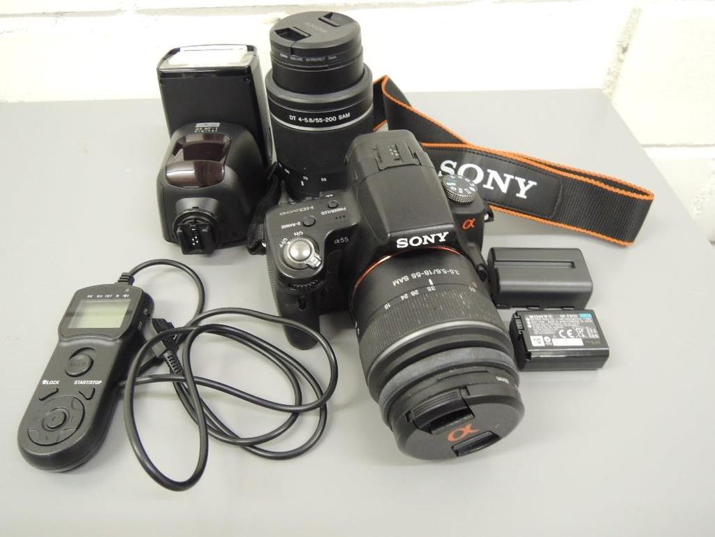 M159 Digijärjestelmäkamera Sony Alpha 55,18-55mm ja 55-100mm