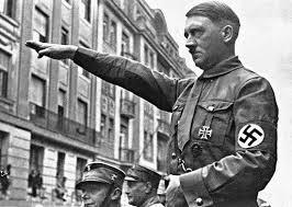 Adolf Hitler: oitävallan saksalainen, ei päässyt taidekouluun, eli hanttihommilla Wienissä (juutalaisviha) okorpraaliksi Saksan armeijassa