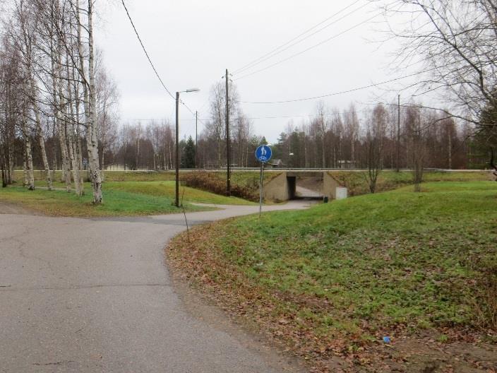 Alikulkuyhteys Ukonojan asuinalueelta keskustaan Melualueet Maanteille ELY-keskus on laskenut teoreettiset 55 db:n päivämelualueet, joita hyödynnetään suunnittelussa. 3.