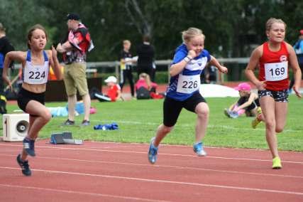 Alisa Takamaa ja