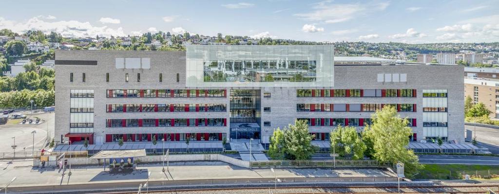 Arkkitehtisuunnittelu HRTB Arkitekter Valmistumisvuosi 2017 Sijainti Norja, Oslo, Østensjø Käyttötarkoitus Peruskoulu (luokat 1 7) + monitoimihalli Käyttäjien lukumäärä 840 oppilasta Laajuustiedot 11