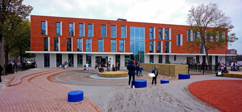 Arkkitehtisuunnittelu Kristinsson Architecten Valmistumisvuosi 2014 Sijainti Alankomaat, Haarlem, Van Zeggelenplein Käyttötarkoitus Kaksi peruskoulua + päiväkoti + kuntosali + koulun jälkeinen