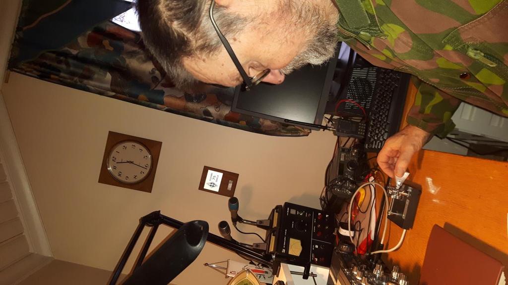 OI5PRM Kouvolan Sotilasradiomuseon asema oli äänessä vaihtelevalla kalustolla.