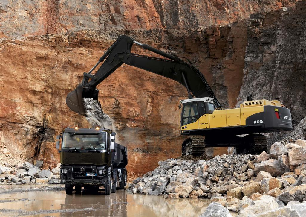 KUORMA-AUTON TULEE OLLA AINA LUOTETTAVA Renault Trucks auttaa sinua pitämään lupauksesi ja täyttämään asiakkaittesi odotukset täydellisesti.