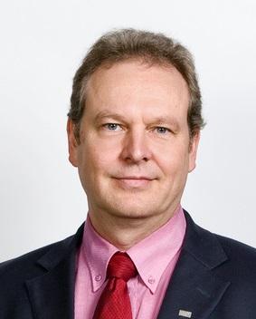 Taneli Hassinen Senior Advisor, Framilla (2018 ) Viestintäjohtaja, Taaleri Oyj (2015 ) Viestinnän ja liikkeenjohdon konsultointi ja valmennus, Cucuzza Consulting Oy (2016 ) Partner ja hallituksen