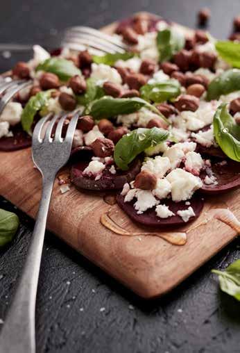 Lauta soveltuu mainiosti myös juustojen, tapasten, kahvileipien ja muiden herkkujen tarjoiluun.