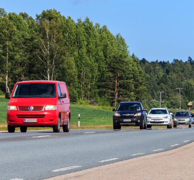 Suomen tieliikenteen tila 2016 sivu 3 / 8 Tieliikenteen turvallisuustavoitteiden seuranta, Q4/2016 määrä liikennevirrassa on ennallaan,