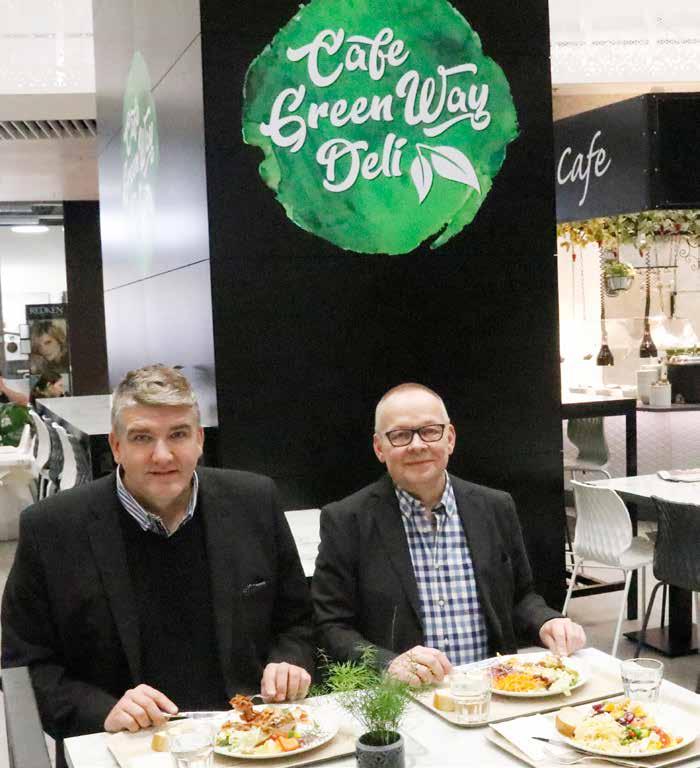 uusia visioita lounaspöydässä Jouni Säde (oik.) aloitti Suomen Palvelutukkurit Oy:n toimitusjohtajana MARRAS KUUSSA 2018.