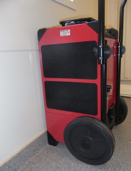 Sähköliitäntä Kuivain kytketään maadoitettuun 230 V/50 Hz pistorasiaan. K5 ES HP PX voidaan kytkeä 10 A, maks. 16A, varokkeeseen. Ohjaus viivästyttää käynnistymistä maks. 2 minuuttia.