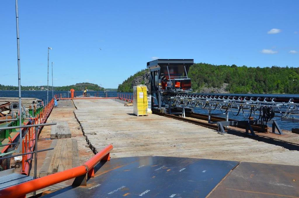 Skanska Slagsta Slagsta: 10 vuoden lupa, ei valituksia Mälaren järven rannalla, alue <1 ha 0/150 murske laivalla, 0/800 kuorma-autoilla, murskaus klo 18 asti, Toiminta-aikana 4 milj.