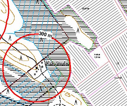 Jako-Muuraissuon turvetuotantoalueen YVA-selostus 111(126) Kuva 36. Jakosuon länsipuolelle sijoittuvasta kiinteistöstä on tuotantoalueelle matkaa 300 metriä. Vaikutukset ihmiseen arvioidaan toisaalla.