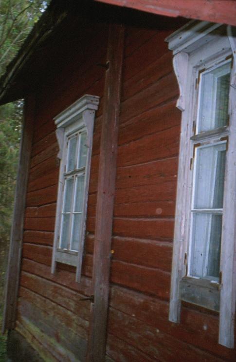 tuntea Arimon vanhemmat, mikä toi uusiinkiin tuttavuuksiin lämpimän lähtökohdan. Ihmiset suhtautuivat haastattelijaan luontevasti ja avoimesti.