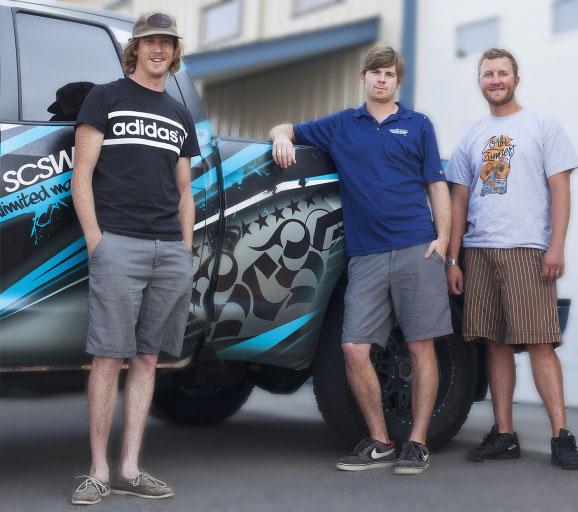 Vasemmalta oikelle: Josh Watkins, Devin Karr ja Paul Guest.