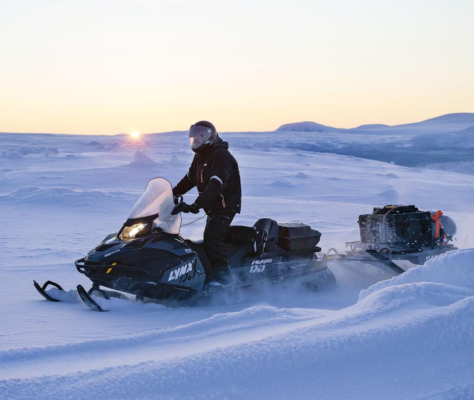 UTILITY. SUOSITELTAVAT VARUSTEET 69 YETI ARMY 600 E-TEC.