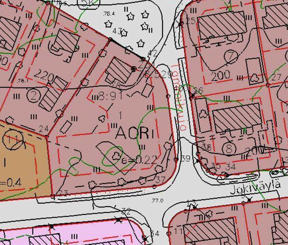 8 Asemakaava Suunnittelualueen asemakaavan on sisäasiainministeriö vahvistanut 31.10.1978. Kaavassa tontti on rivitalojen, kytkettyjen tai erillispientalojen korttelialuetta AOR.