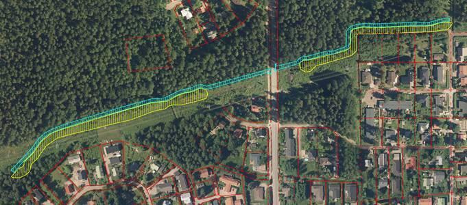 Suunnitellun avouoman noin paalun 140 kohdalta nykyinen ojauoma kääntyy ensin etelään ja edelleen noin 0,2 km:n etäisyydellä länteen. Em.