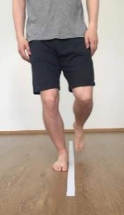 Testi on hylätty, mikäli testattava menettää tasapainonsa tai vapaa jalka koskettaa maahan.