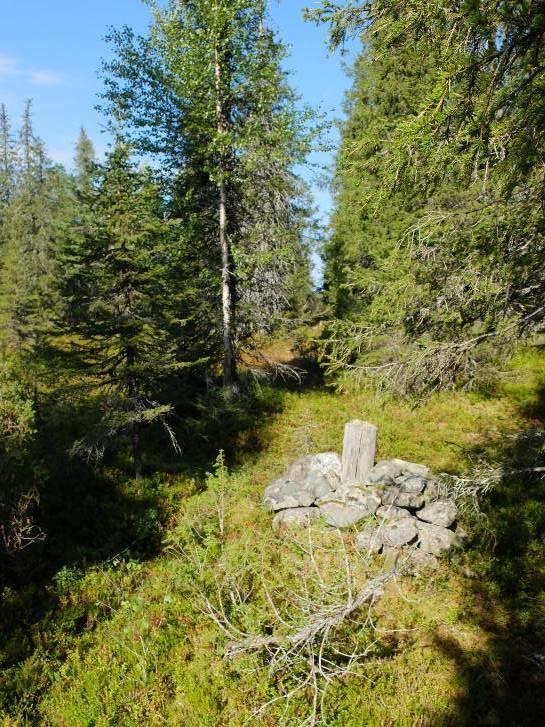 Kohteet eivät ole kortteli- tai tiealueilla ja ne on kaavaan merkitty säilytyssuosituksella. Raportti on liitteenä. Kuva 16