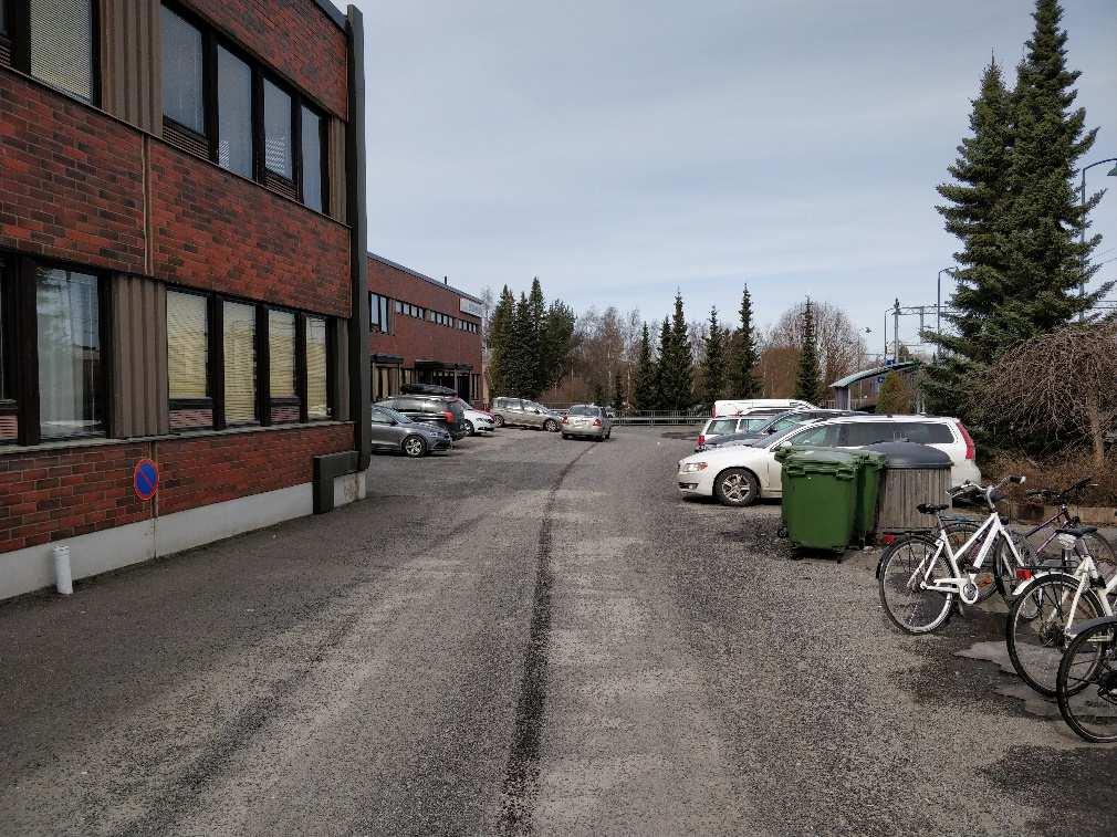 Muut alueet: Lempäälä Aseman etupihalla on rajoittamaton P- alue (n. 20 ap).