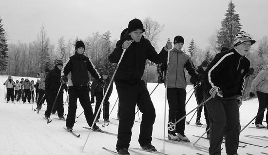 Tänan muusikaosakonnajuhatajat Veikko Lehtot nädalavahetusel toimunud KG algklasside Laululinnu ja Saare maakonna Poistelaulu võistluse korraldamise eest.