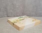 taivekartonki, orkidea painatus. Kaksi kantta voi yhdistää rasiaksi Cover, cardboard, orchid printing.