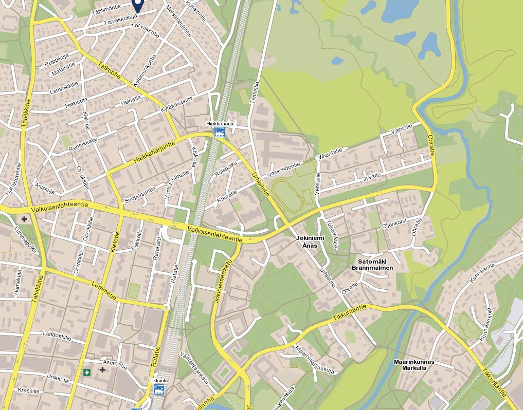 bussipysäkki 50 m, Hiekkaharjun junaseisake 150 m R-kioski 50 m, K-Market Manteli 140 m, K-Market Kieloe 400 m kävelymkan päässä useita päikoteja ammaopisto Varia 400