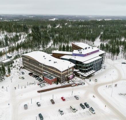 Liikuntateknologian maisteriohjelmaa on rahoittanut Jyväskylän yliopiston liikuntatieteellinen tiedekunta sekä Sotkamon kunta vuodesta 2014 lähtien.