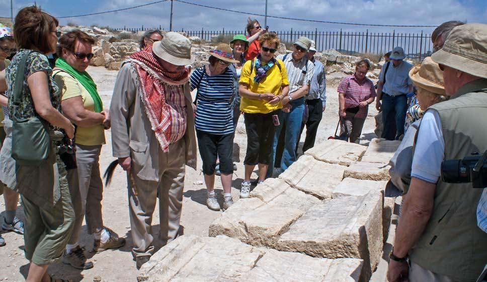 3. PÄIVÄ (TI 23.10.): Amman Jerash Amman Aamiaisen jälkeen käymme Ammanin linnakkeesssa eli Akropolilla ja sen museossa.