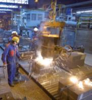 Melting capacity: 8 t arc furnace and 8