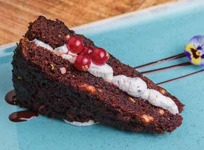 39 Guru s Kitchen & Bar, Tampere Välimerelliseen ja Lähi-idän keittiöön pohjaava Guru s Kitchen & Bar avasi ovensa 6.10.2017 Tampereella.