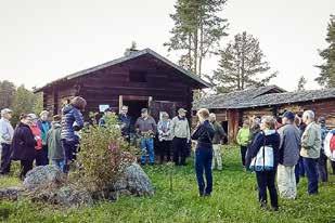 MAASEUTUVIESTINTÄ Retkeillen RAHOITUKSEN LÄHTEILLE Keskisuomalaiset Leader-ryhmät yhdessä viestintähankkeen kanssa ovat liikuttaneet ihmisiä ahkerasti tutustumaan lähiseudun maaseutukohteisiin.