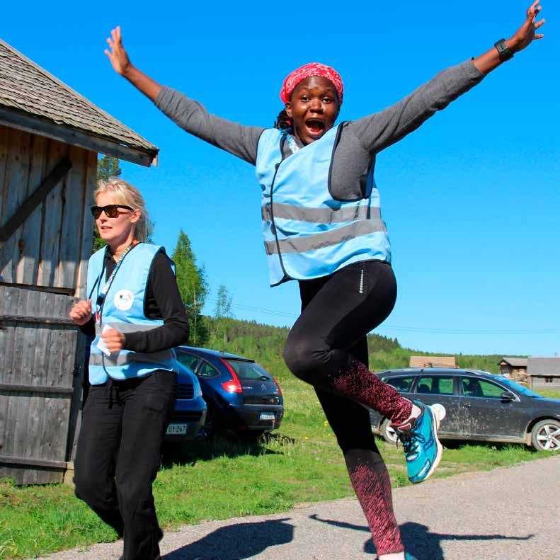 MAASEUTUVIESTINTÄ Vinkit yhteistyöhön somettajien kanssa Selvitä ensiksi, millaisten somettajien kanssa halutaan tehdä yhteistyötä ja mitkä ovat yhteistyön tavoitteet.