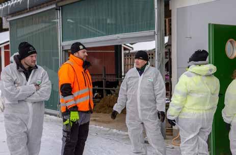 Mats Blomqvist on Optiman maatalousoppilaitoksen opettaja ja hänellä on ollut omaa maataloutta vuodesta 1997 alkaen. Tilalla on noin 65 ha viljelymaata.