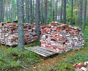 Mikäli maan epäillään olevan pilaantunutta, tulee ottaa yhteyttä kunnan ympäristönsuojeluviranomaiseen.