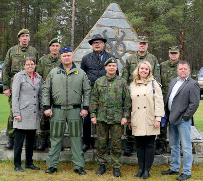 Lapin kansanedustajat vierailivat Jääkäriprikaatissa Sodankylässä