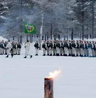 oppilaiden suunnittelemaa ohjelmaa, jonka aiheena oli Suomi 100 vuotta historian