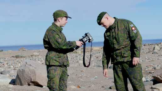 Maanpuolustuksen näkökulmasta tällä lapsen ensikosketuksella sotilasyhteisöön on kauaskantoisia vaikutuksia.