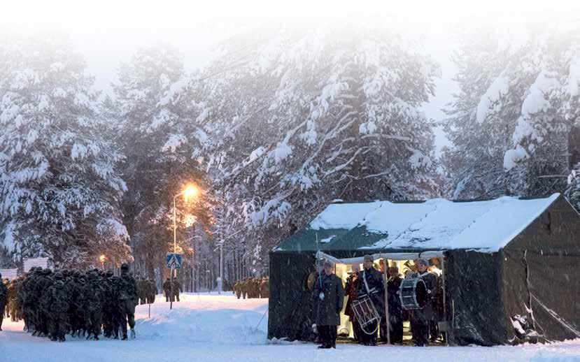 Maanpuolustuksen kannatussäätiön stipendi (50 /hlö, stipendi jaetaan Lapin lennoston maanpuolustuksen kannatussäätiön stipendirahoista) perusteena kiitettävä laivuepalvelus: Lentosotamies Seppänen