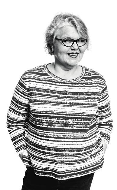 Unessa useasti K AAR I N A HA Z A RDKun äitini kävi koulua 40-luvun alussa, moraalinen eetos oli vahva. Siisteys tähtäsi terveyteen, mutta myös moraaliseen puhtauteen.